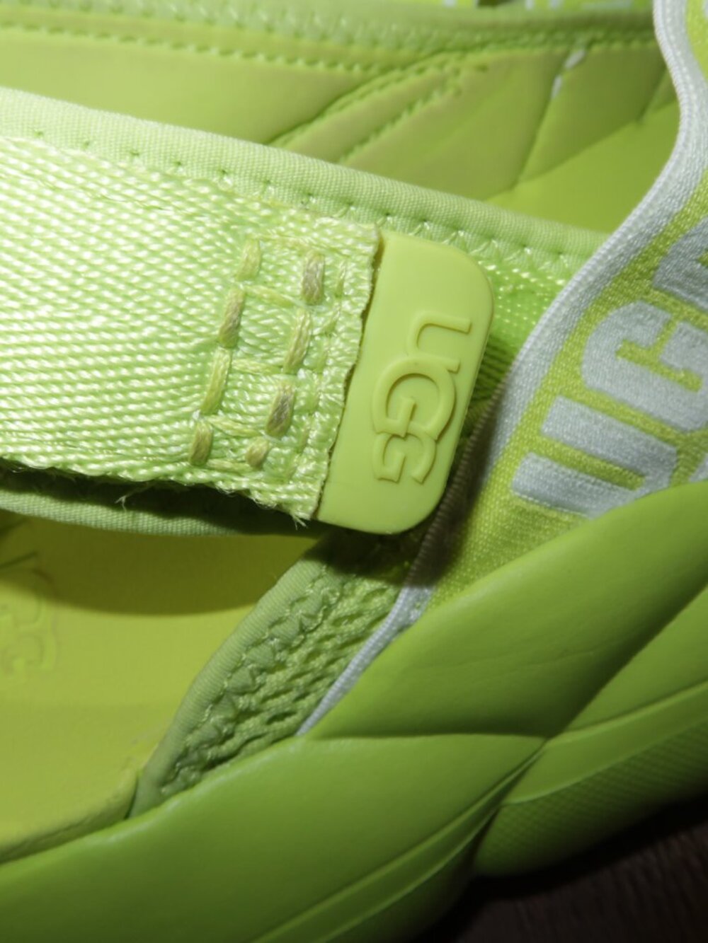 Womens UGG LA Cloud Platform Sandals Stretchy Strappy Neon Green Lightweight 9 - Picture 7 of 11